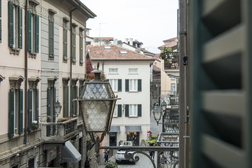 Cavour 51 Apartment Lecco Bagian luar foto