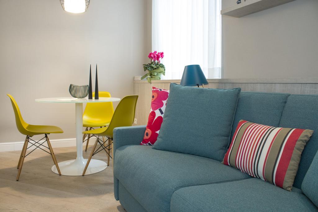 Cavour 51 Apartment Lecco Bagian luar foto