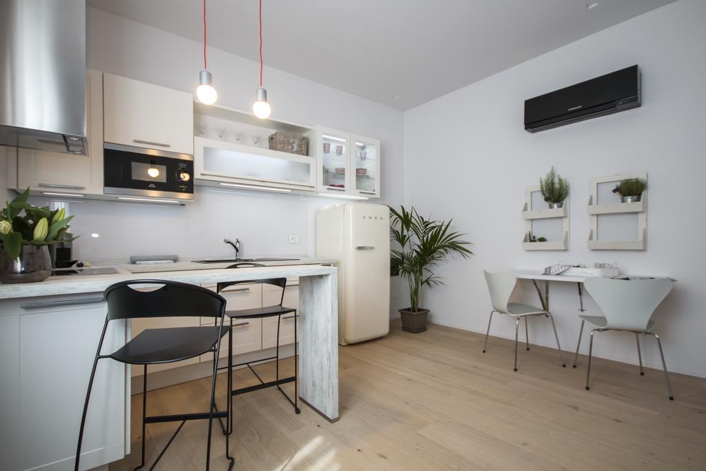 Cavour 51 Apartment Lecco Bagian luar foto