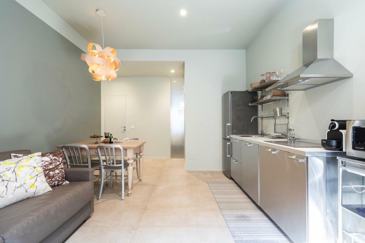 Cavour 51 Apartment Lecco Bagian luar foto