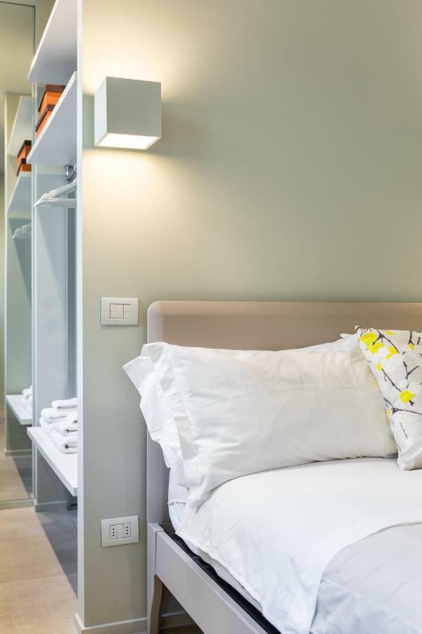 Cavour 51 Apartment Lecco Bagian luar foto